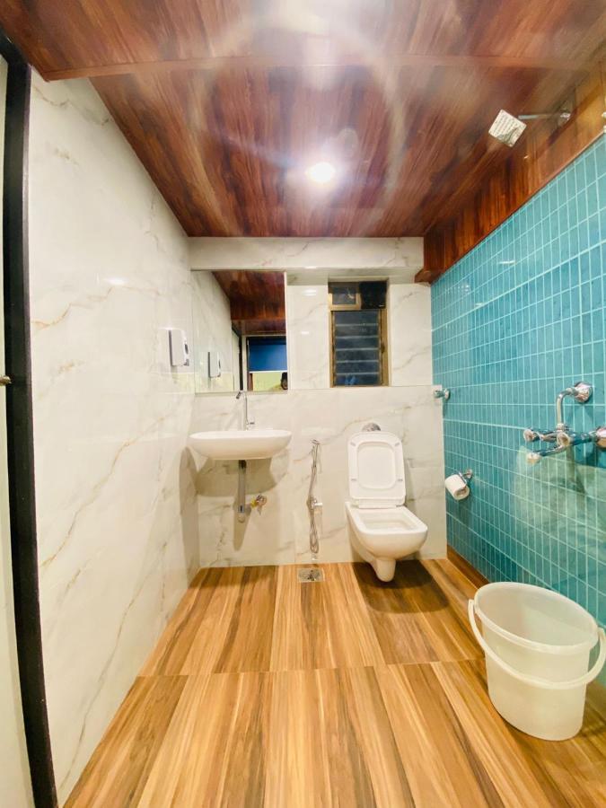 Hotel Vashi Inn Νάβι Μουμπάι Εξωτερικό φωτογραφία