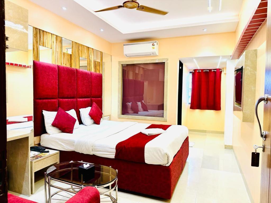 Hotel Vashi Inn Νάβι Μουμπάι Εξωτερικό φωτογραφία