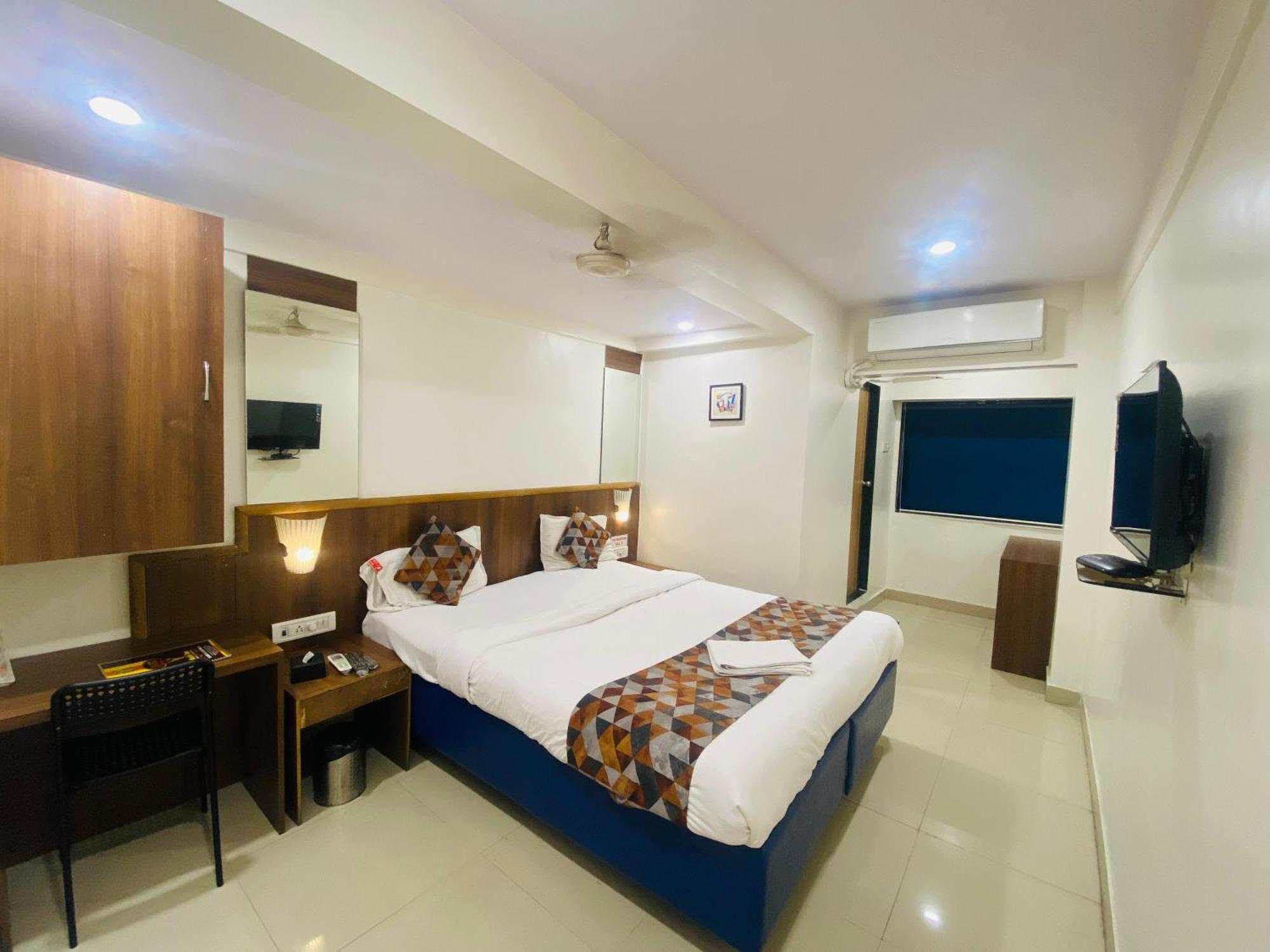 Hotel Vashi Inn Νάβι Μουμπάι Εξωτερικό φωτογραφία